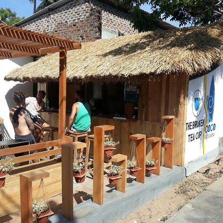 Coco Hostels - Arugambay อารูกัมเบย์ ภายนอก รูปภาพ