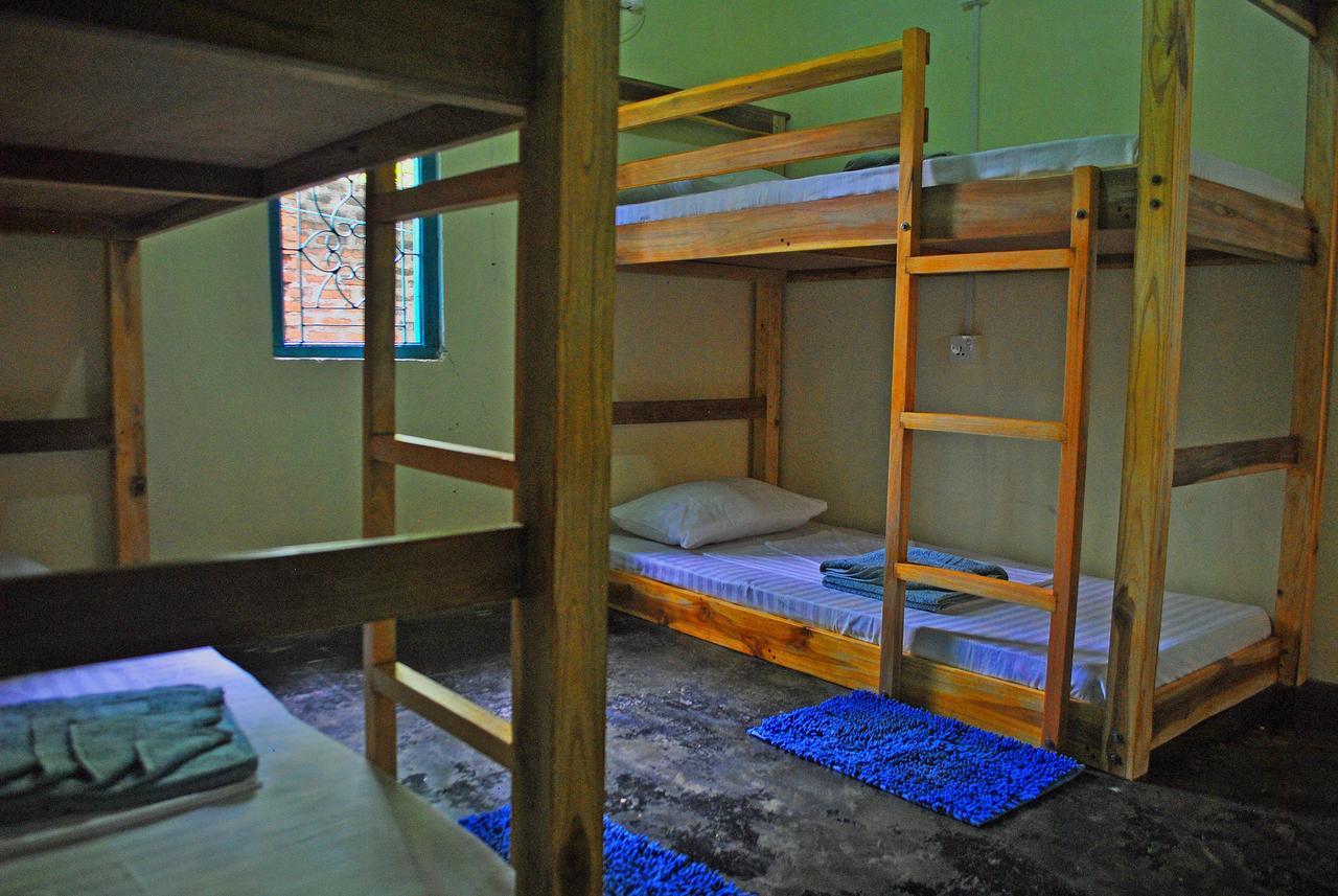 Coco Hostels - Arugambay อารูกัมเบย์ ภายนอก รูปภาพ